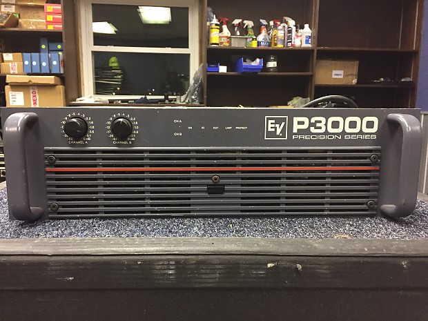 Electro-Voice P3000 パワーアンプ s-l400.jpg