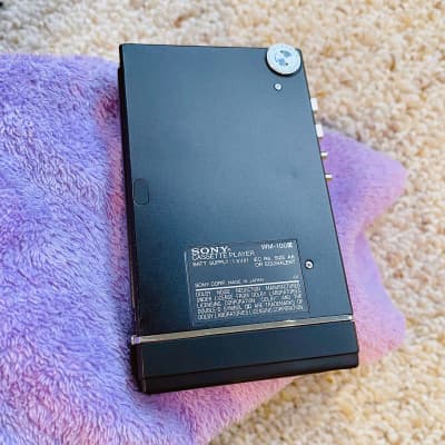 Sony WM F103 Walkman Cassette Player, Excellent Black Looking ! Working ! image 5