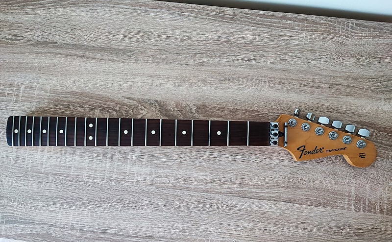 Fender Stratocaster 2011 Neck 9,5 Radius, Locking Nut modern C shape image 1