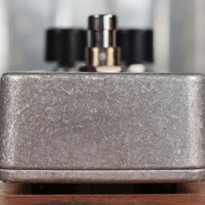 Electro-Harmonix EHX Neo Mistress Flanger Guitar Effect Pedal image 3