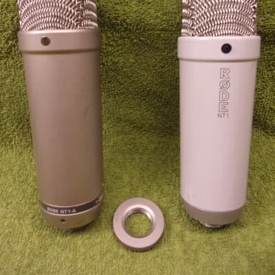 Vintage 1950's RCA BK-1A Microphone, tested and working strong, w/support  base