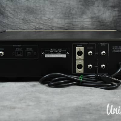 Accuphase DC-81 DAC Precision digital processor in very good condition image 18