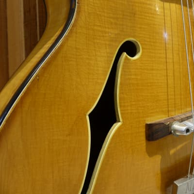 Jacobacci Royale '60s Natural Vintage French Archtop image 4
