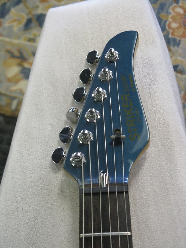 Kramer Striker 200ST 1980's Blue W/Floyd Rose Single Locking Kramer Striker 200ST 1980's Blue W/Floyd Rose Single Locking