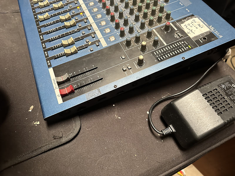 Yamaha MG16/4 analog mixer | Reverb