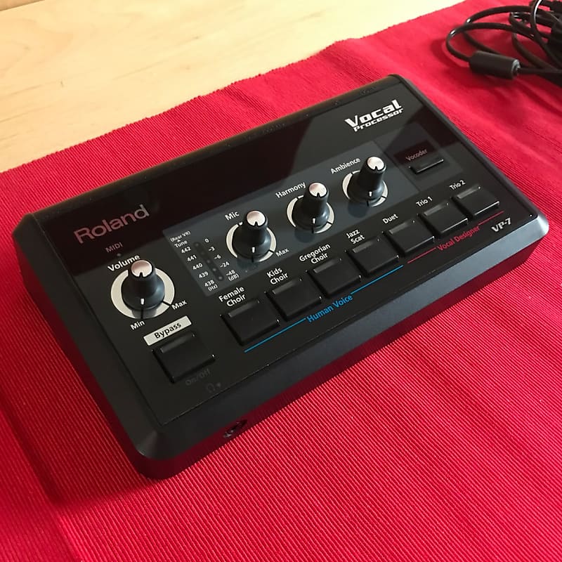 Roland VP 7 (Vocal Proccesor 7) 10s Black