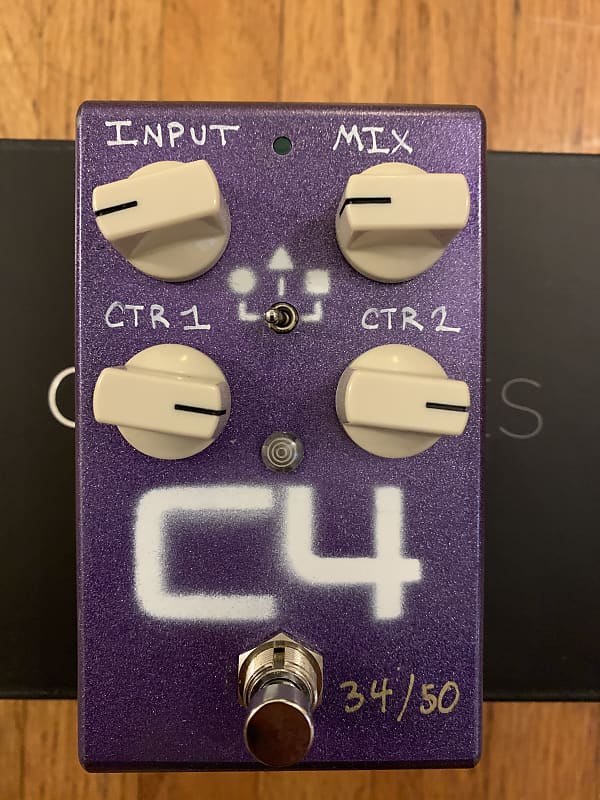 ギター Source Audio C4 SYNTH Source Audio C4 Synth Pedal | Sweetwater