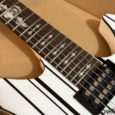 Schecter Synyster Standard White/Black Electric Guitar B-stock image 7