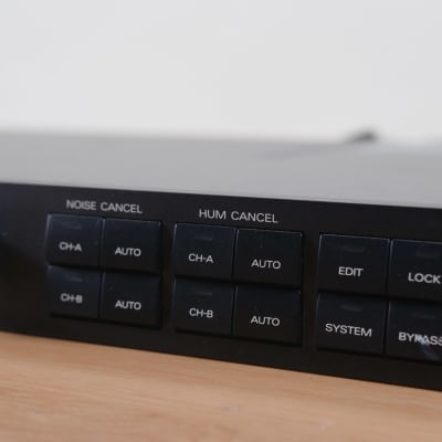 Roland SN-700 Noise/Hum Eliminator (church owned) CG00JTC