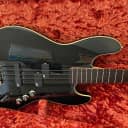 Fender Aerodyne Jazz Bass & Deluxe Fender Hardshell Case
