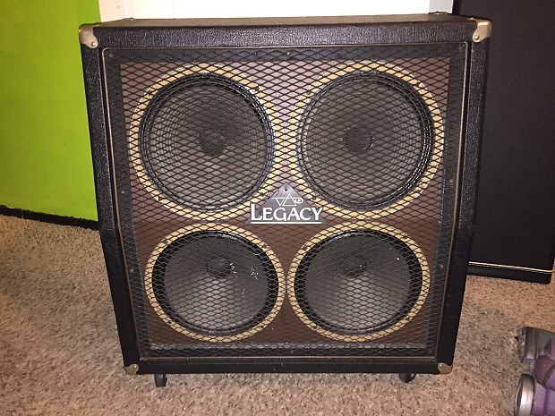 CARVIN C412 LEGACY ギターアンプキャビネット