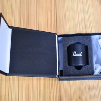 New Pearl Bluetooth Rechargeable Speaker w/ Aux Cable image 2