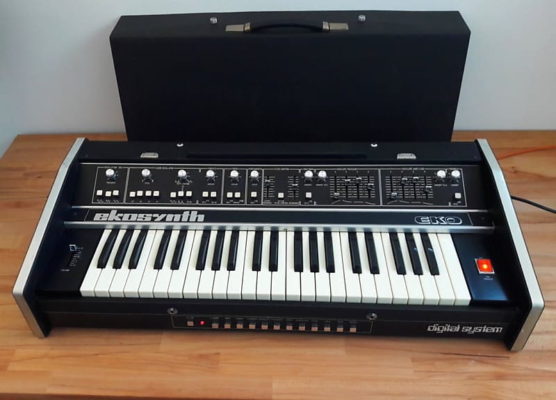 EKO  EKOSYNTH  1st - Mega rare Italian vintage synthesizer from 1974 out of a collection! image 1
