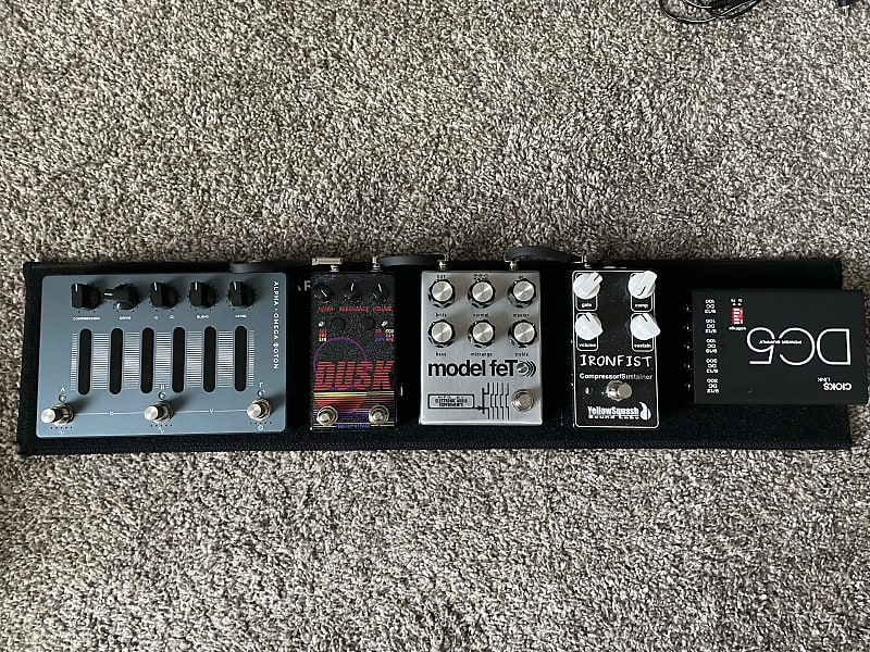 Darkglass Alpha Omega Photon Complete Pedalboard