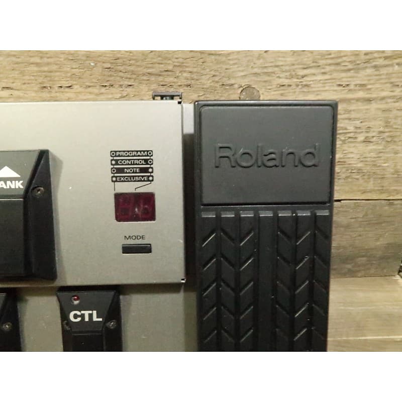 Roland Boss FC-200 Midi Foot controller | Reverb Estonia