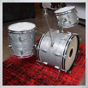 Rogers Holiday Swingtime 12/14/20 Drum Kit, Steel Gray Ripple w/ B&B Lugs image 11