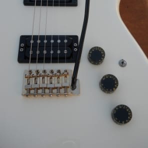 Kramer USA Pacer Guitar Minty 100% Original White/Gold OHSC 1982 Collector Grade image 4