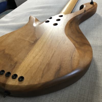 Birdsong Fusion - hand made short scale bass - 2010 - 4 string image 13