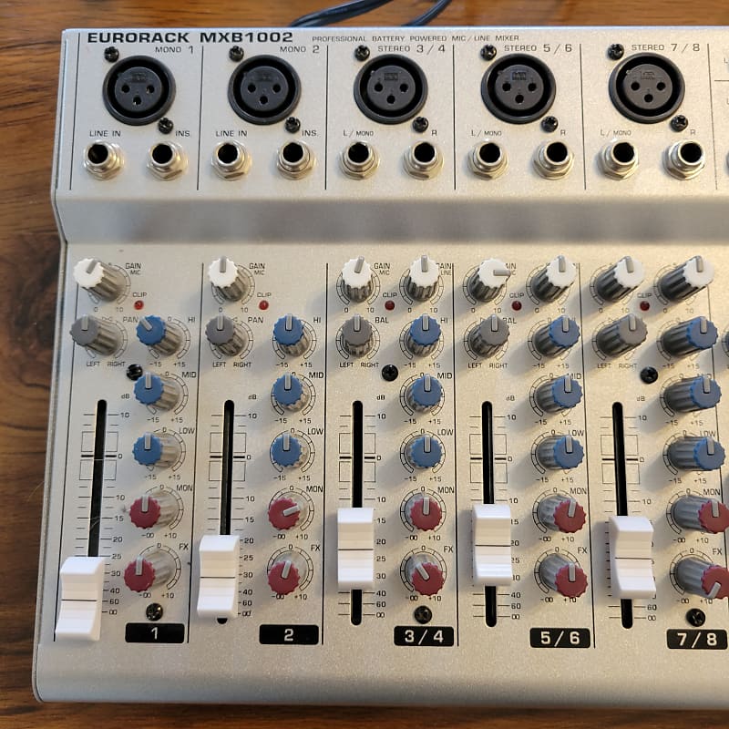 ベリンガー BEHRINGER MXB1002 アマログミキサー Amazon.com: Behringer Eurorack MXB1002 10-Channel Mixer
