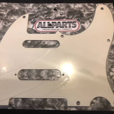Allparts PG-0562 8-hole Pickguard for Telecaster®, Vintage Cream 3-ply (VC/B/VC) .090 image 2