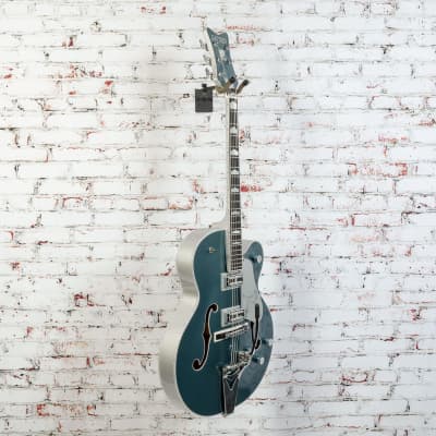 USED Gretsch - G6136T-140 Limited Edition Double Platinum Falcon™ - Hollowbody Electric Guitar w/ String-Thru Bigsby® - Two-Tone Stone Platinum/Pure Platinum - w/ Hardshell Case - x4693 image 4