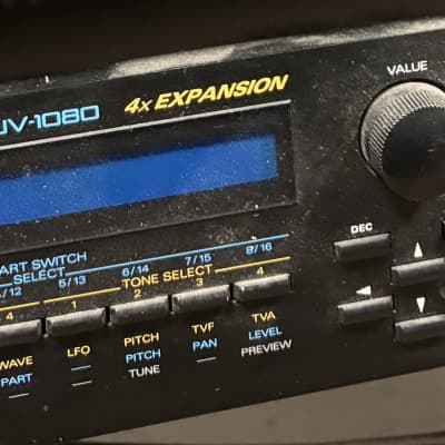 Roland JV-1080 64-Voice Synthesizer Module 1994 - 2001 - Black