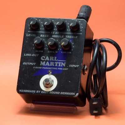 ベース CARL MARTIN 3band parametric preamp Carl Martin 3 Band Parametric Preamp - Tonebox.com