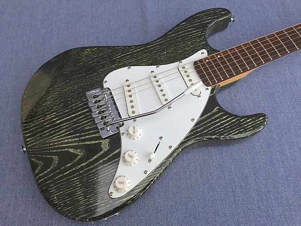 ギター Tokai LSS100 SEB Tokai Set neck LSシリーズ エレキギターLS-101F SOR新品在庫