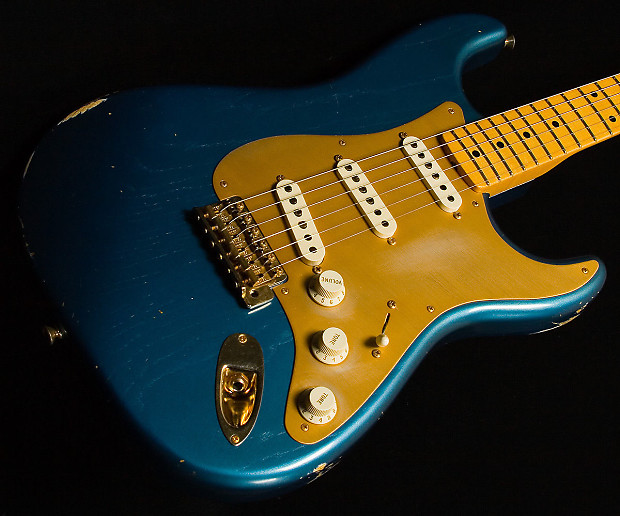 Fender custom shop stratocaster lake placid blue hot sale