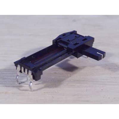 Boss DR-5 parts - Volume slider