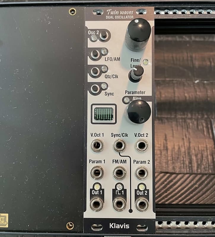 Klavis Twin Waves