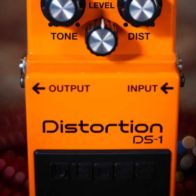 Boss DS-1 Distortion Guitar Effects Pedal image 2