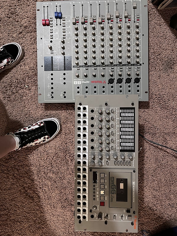 Vestax MR-66 Sync 6 Multitrack Cassette Recorder + RARE Vestax MR-66 Sync 6 Multitrack Cassette Recorder + RARE