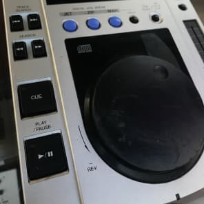 Pioneer CDJ-100S Professional Table-Top CD Player with Effects