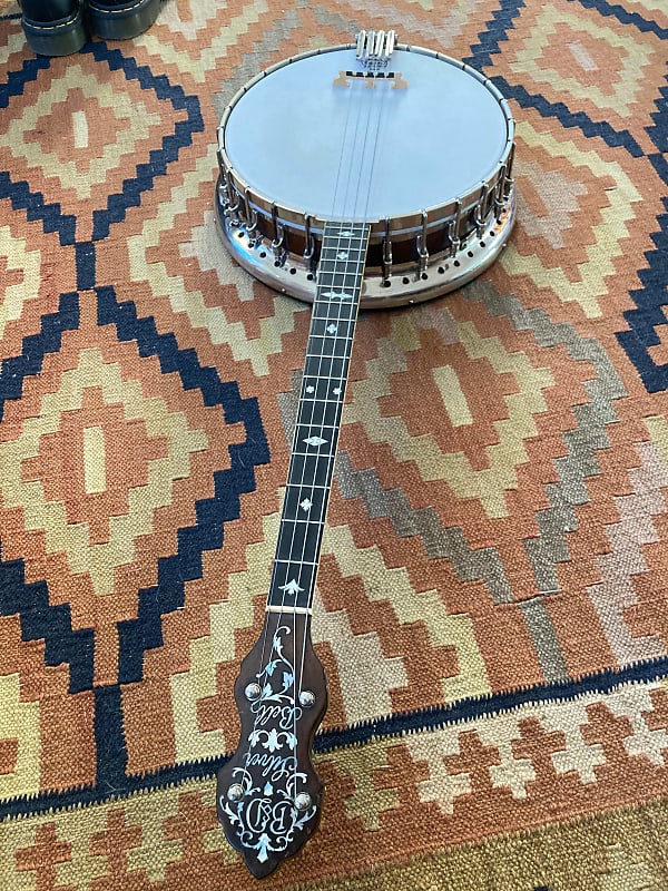 Bacon & Day Silver Bell #4/#1 Tenor Banjo (1923/25)