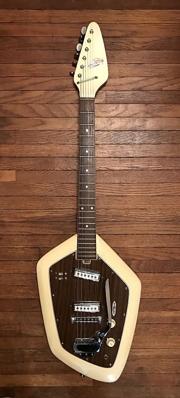 Vintage 1960s Teisco Del Rey EV-2T Vox Phantom Copy Aged White