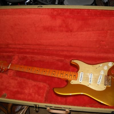 Fender Homer Haynes HLE Stratocaster 1989 gold image 1