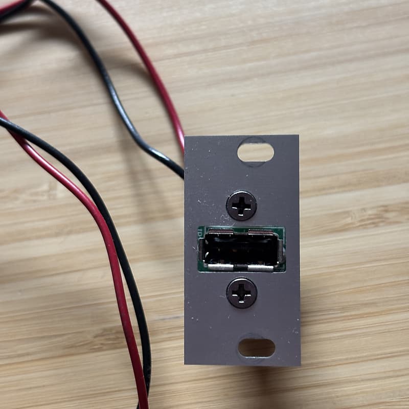 Intellijel USB Power 1U