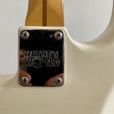 Squier Wayne's World Excalibur Stratocaster Electric Guitar 1992 Artic White image 5