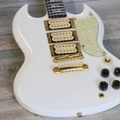 Vintage! 1974 Gibson SG3 Deluxe Triple Pickup White Pearl Refinish + OHSC image 5