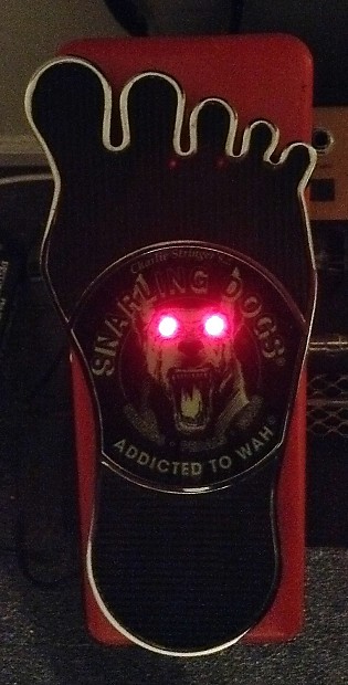 Snarling Dogs Whine-o wah addicted to Wah | Reverb