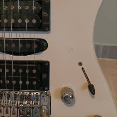 Yamaha RGX 321 1991 - White image 4