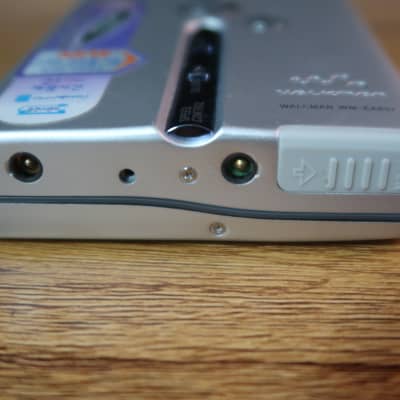 Sony WM-EX651 Walkman Cassette Player image 7