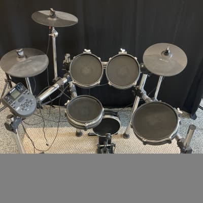 Alesis Surge Mesh Kit Electronic Drum Set DM7X- Black
