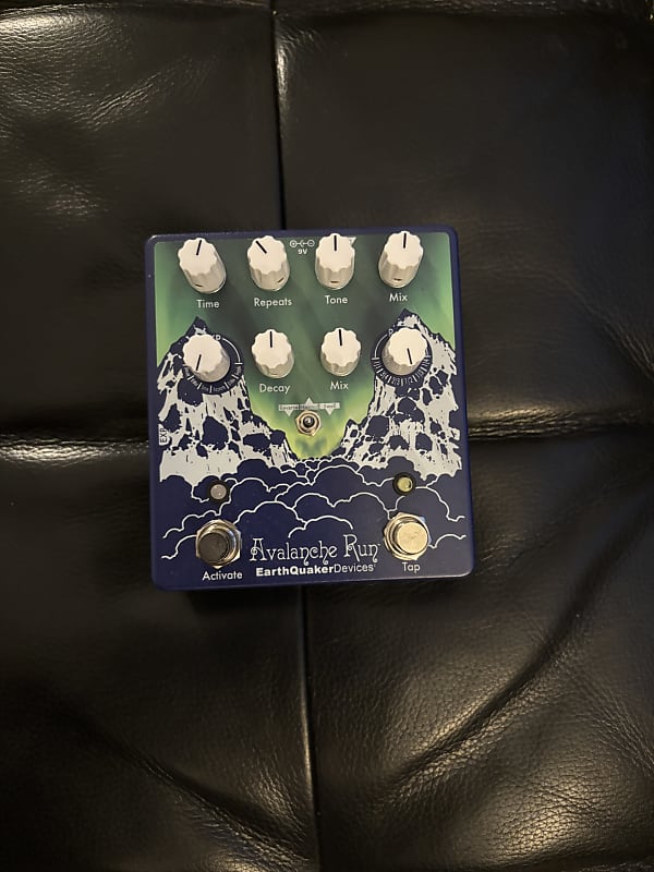 EarthQuaker Devices Avalanche Run Stereo Reverb & Delay with Tap Tempo V2 Limited Edition