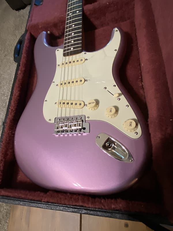 Fender Squier Classic Vibe 60's rare burgundy mist limited