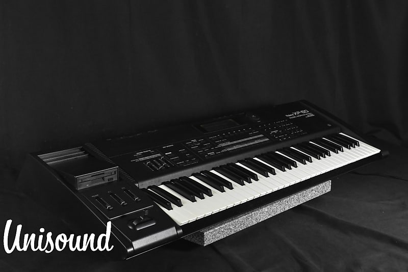 豊富な好評Roland シンセサイザー XP-80 メンテナンス済 黒ボンド鍵盤 ローランド
