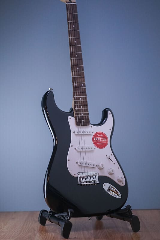 Squier Bullet Stratocaster HT Black image 1