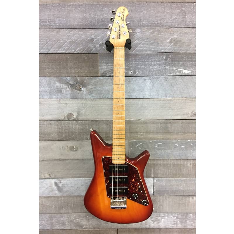 Music Man Albert Lee P90Used w/Case Reverb