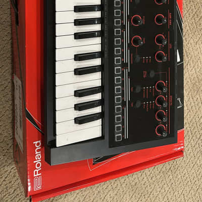 Roland JD-Xi 37-Key Analog/Digital Crossover Synthesizer 2015 - Present - Red